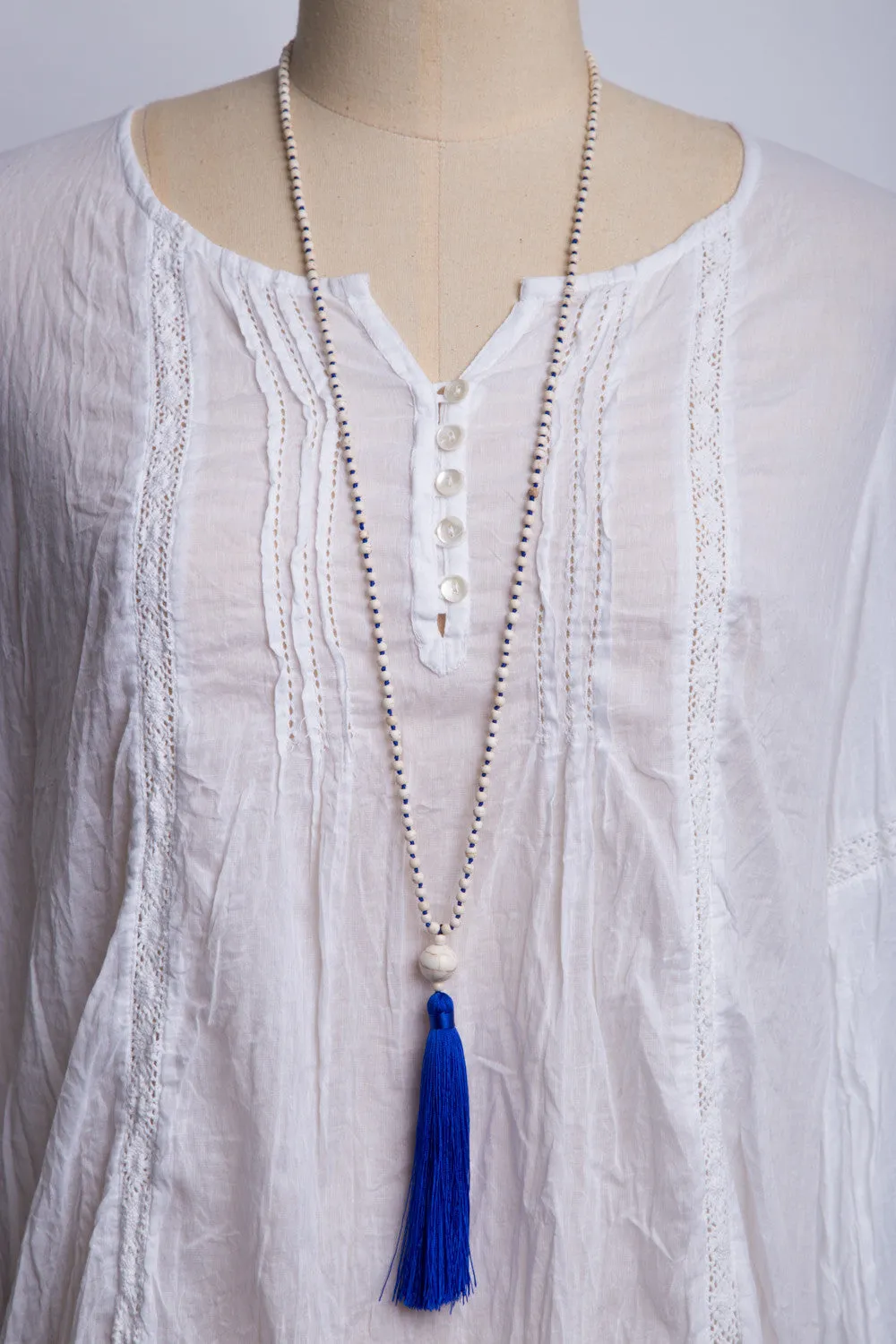 Bead Necklace (White & Blue)