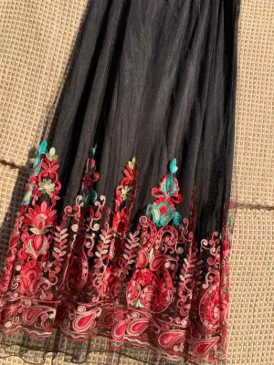 Etherial Embroidered Skirt - M