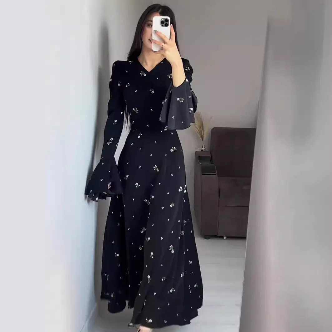 Ruffle Sleeve Waist-tight Floral Dress